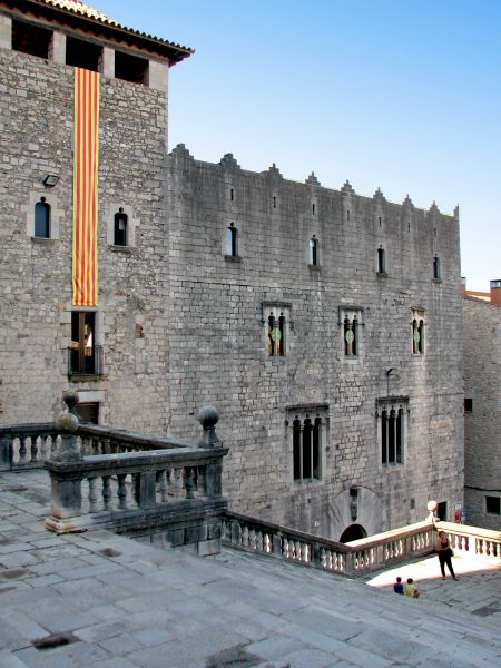 Escaleras acceso a la Catedral de Girona.
