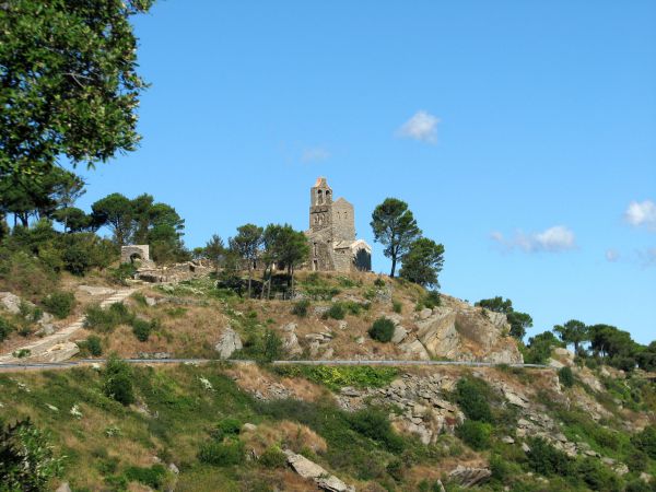 Ermita de Santa Elena. Monasterio de Sant Pere de Rodes.
