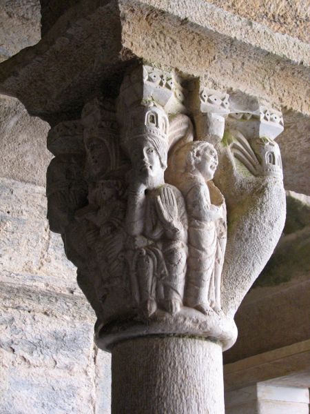 Monasterio de Sant Pere de Rodes.  Capitel.
