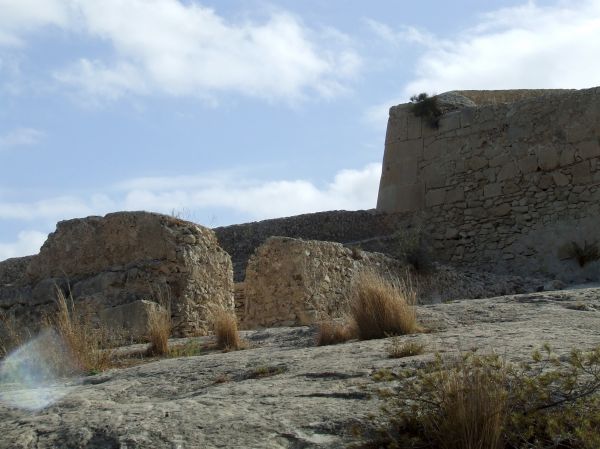 muralla
Castillo de Santa Bárbara (Alicante)
