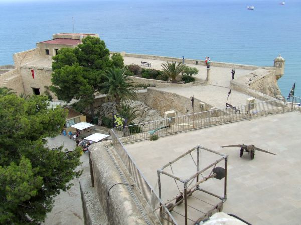 vista desde arriba
Castillo de Santa Bárbara (Alicante)
