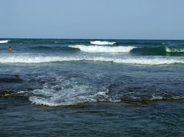 olas
playa de La Mata (Alicante)
Palabras clave: playa,orilla,olas,mar,rocas