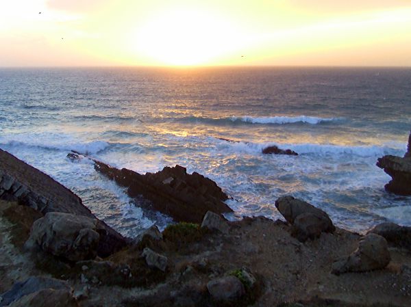 Atardecer
Playa de Guincho
Palabras clave: Portugal,Lisboa,mar,rocas