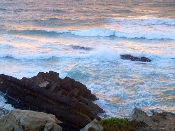 atardecer
Playa de Guincho
Palabras clave: Portugal,Lisboa,rocas,costa,mar,atardecer