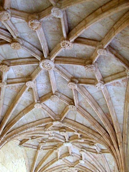 nervaduras bóvedas
claustro Monasterio de los Jerónimos
Palabras clave: Portugal,belém