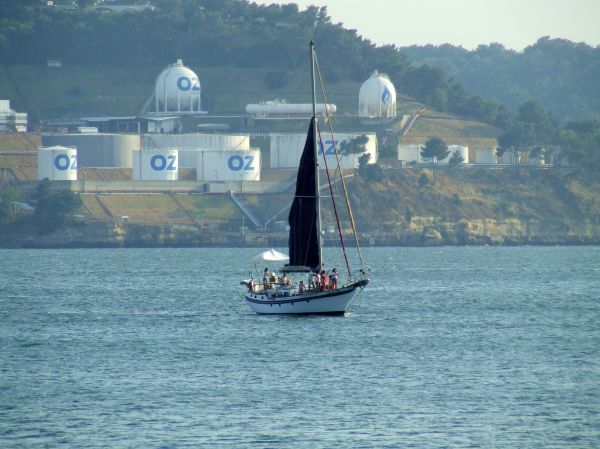 Velero
Palabras clave: Portugal,Belem,velero,balandro,barco