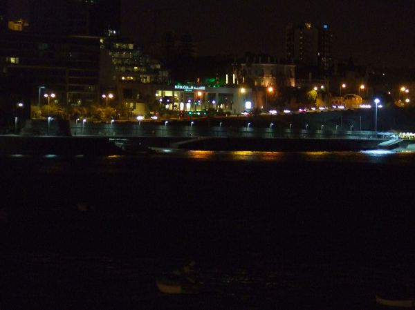 Vista nocturna desde las costa
Palabras clave: Portugal,Lisboa,noche