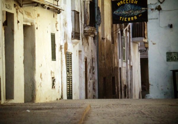 casco antiguo de Ibiza 1990
Palabras clave: ibiza,baleares,rural,callejón