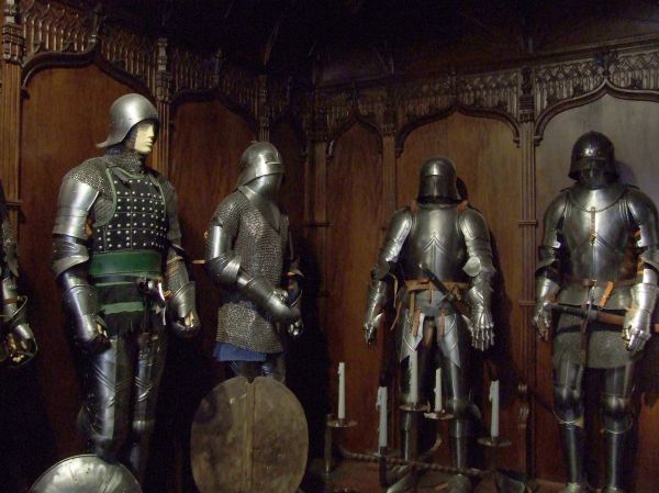 Armaduras castillo de Belmonte
Palabras clave: medieval,Belmonte,armadura