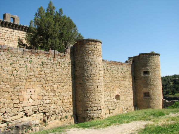 Castillo de Pedraza (Segovia).
Palabras clave: Castillo de Pedraza (Segovia).