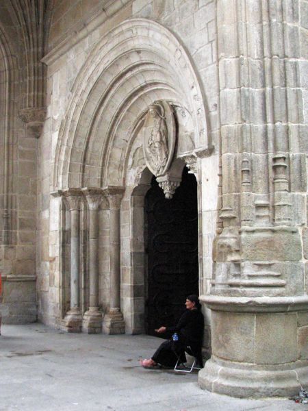 Catedral de Lugo. Entrada de la fachada norte. Pantocrator.
Palabras clave: Catedral de Lugo. Entrada de la fachada norte. Pantocrator.