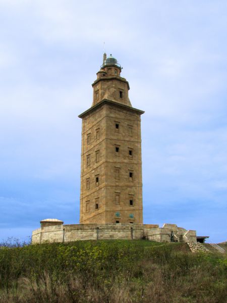 A Coruña. Torre de Hércules.
Palabras clave: A Coruña torre de Hércules