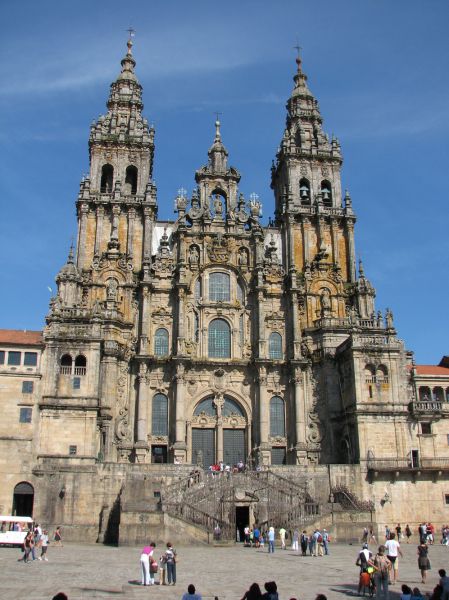 Fachada del Obradoiro de la Catedral de Santiago de Compostela (A Coruña).
Palabras clave: Catedral de Santiago de Compostela (A Coruña). obradoiro