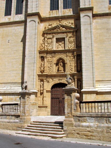Iglesia de Santiago Apostol. Medina de Rioseco (Valladolid). 
Palabras clave: Iglesia de Santiago Apostol. Medina de Rioseco (Valladolid).