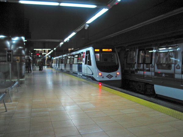 Metro de Madrid.
Metro de Madrid.
Palabras clave: metro