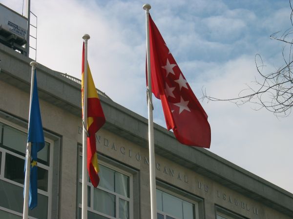 Banderas de la ciudad de Madrid, España y Comunidad de Madrid.
Palabras clave: bandera