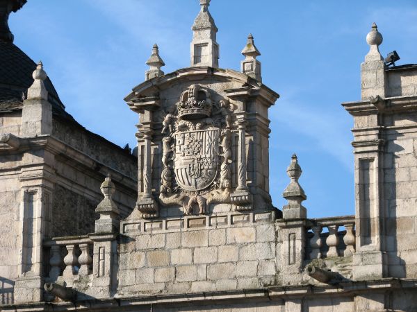 Ayuntamiento de Ponferrada (León). Detalle escudo.
Palabras clave: Ayuntamiento de Ponferrada (León). escudo