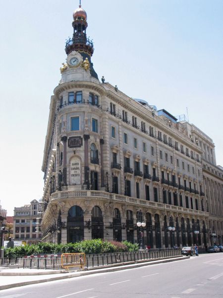 Madrid. Calle de Alcalá. Edificio Banco Español de Crédito.

Palabras clave: Madrid, Calle de Alcalá, Edificio Banco Español de Crédito