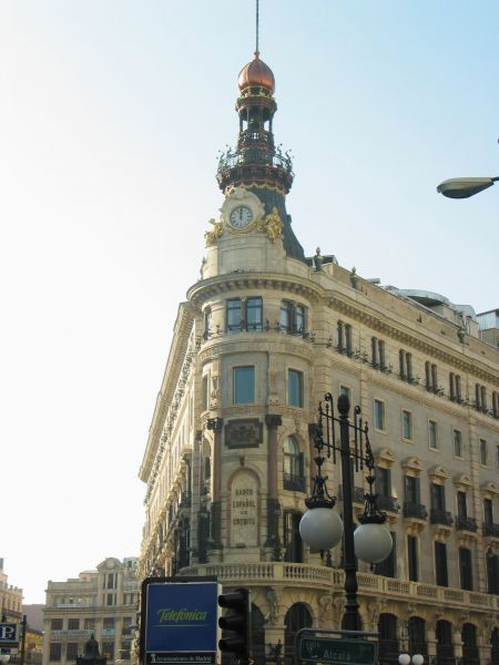 Edificio Banco Español de Crédito en la calle Alcalá de Madrid.
Palabras clave: Edificio Banco Español de Crédito en la calle Alcalá de Madrid.