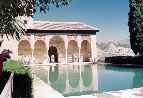 El Partal. Alhambra de Granada.
Palabras clave: El Partal. Alhambra de Granada.
