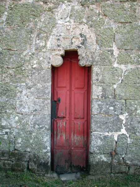 Monasterio de San Fiz de Cangas, Pantón (Lugo). Galicia.
Palabras clave: Monasterio de San Fiz de Cangas, Pantón (Lugo). Galicia. ribeira sacra puerta