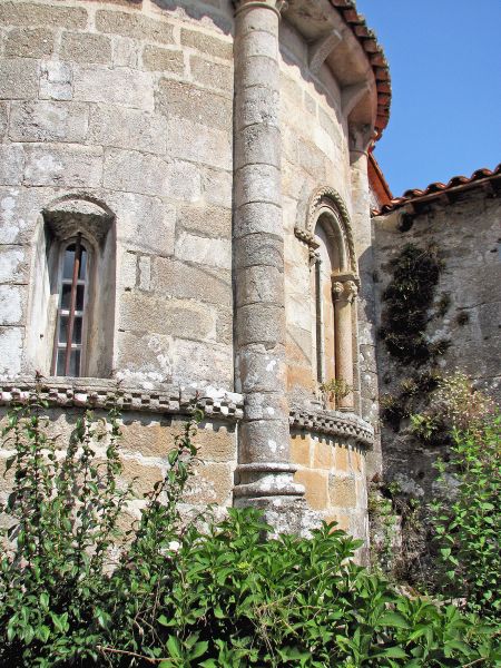Monasterio de San Paio de Diomondi, O Saviñao (Lugo). Detalle ábside.
Palabras clave: monasterio galicia abside