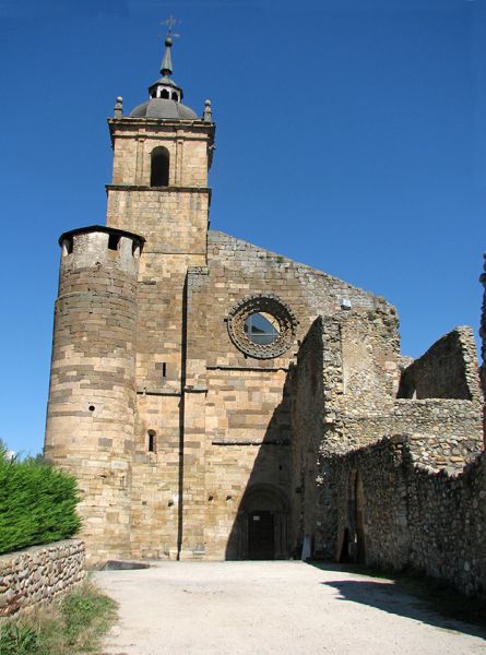 Monasterio de Carracedo (León)
Palabras clave: Monasterio de Carracedo (León)