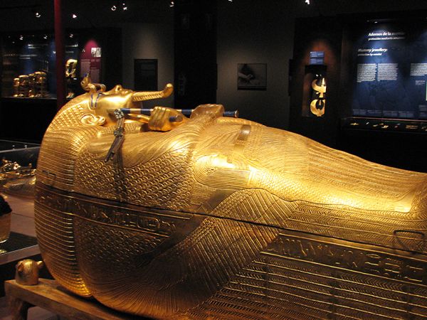 Sarcófago exterior de Tutankhamon

