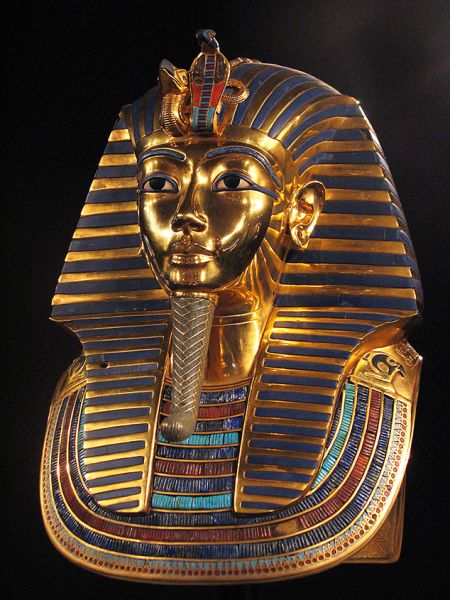 Máscara funeraria de Tutankhamon
Máscara funeraria de Tutankhamon
Palabras clave: Máscara,funeraria,Tutankhamon,Tutankamon,egipto,faraon,tesoro,tutancamon