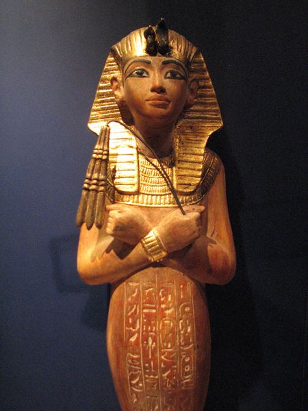Tesoro de Tutankhamon. Figurita Ushabti.
