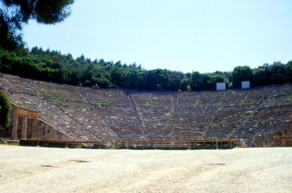 Teatro de Epidauro. Argólida. Peloponeso. Grecia.
Palabras clave: Teatro de Epidauro. Argólida. Peloponeso. Grecia.