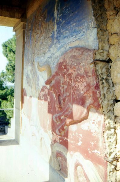 Relieve de toro minoico en las ruinas del Palacio de Knossos, en la isla de Creta (Grecia)
Palabras clave: toro minoico Ruinas del Palacio de Knossos, en la isla de Creta (Grecia)