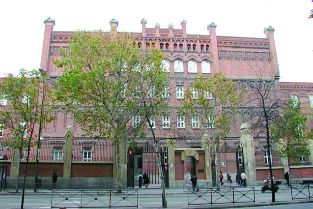 Madrid. Calle Alberto Aguilera. Universidad Pontificia de Comillas.
Palabras clave: Madrid. Calle Alberto Aguilera. Universidad Pontificia de Comillas.