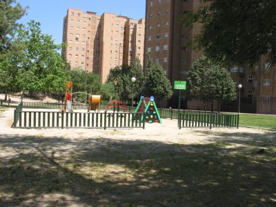 Madrid. Ciudad Lineal.
Palabras clave: Madrid. Ciudad Lineal. parque infantil