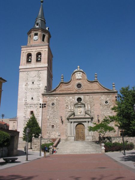 Iglesia de San Pedro Advíncula. Villa de Vallecas. Madrid.
Palabras clave: Iglesia de San Pedro Advíncula. Villa de Vallecas. Madrid.