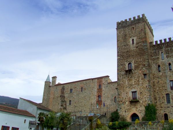Monasterio de Guadalupe
Palabras clave: Cáceres,extremadura,turismo rural
