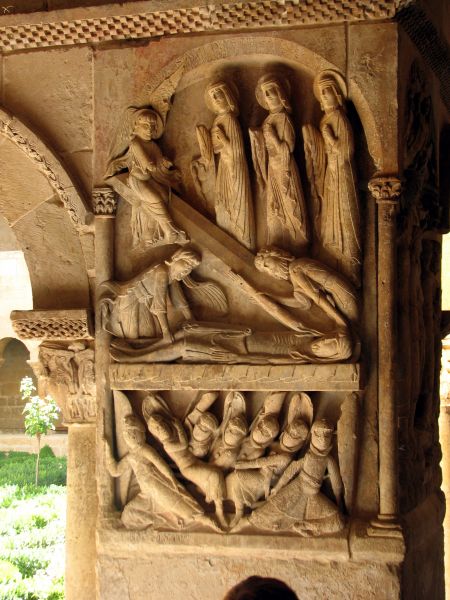 Monasterio de Santo Domingo de Silos (Burgos). Claustro. Detalle de bajorelieves.
Palabras clave: Monasterio de Santo Domingo de Silos (Burgos). Claustro. Detalle de bajorelieves.