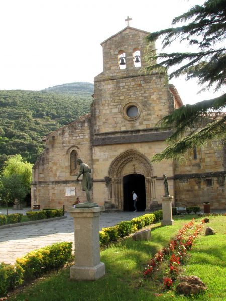 Santoña
Iglesia de Santa María del Puerto (S.XIII). Santoña (Cantabria).
Palabras clave: Virgen del Puerto. Iglesia de Santa María del Puerto (S.XIII). Santoña (Cantabria).