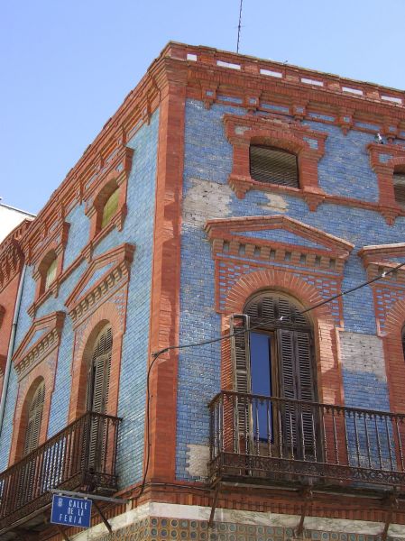 casa de ladrillo azul y rojo
Ciudad Real, Castilla la Mancha
