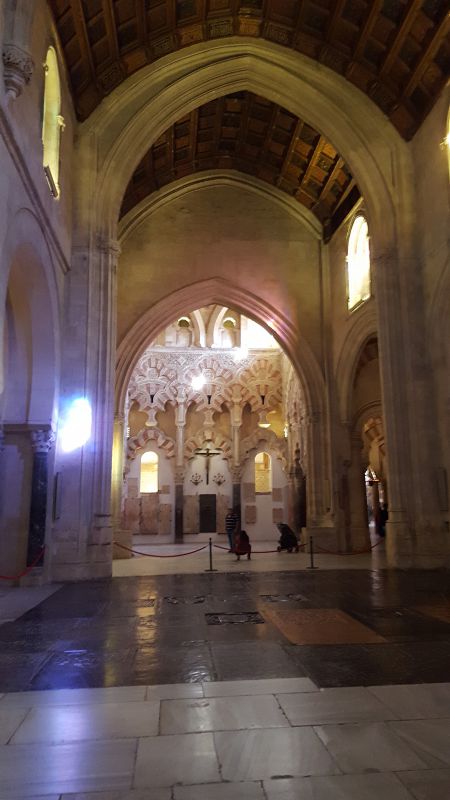 bóveda
Mezquita-catedral
Palabras clave: Andalucía,Córdoba,Abderramán III