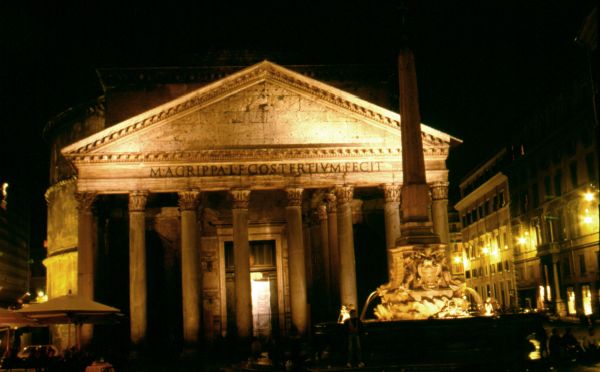 Panteón de Agripa. Roma (Italia).
Palabras clave: Panteón de Agripa. Roma (Italia).