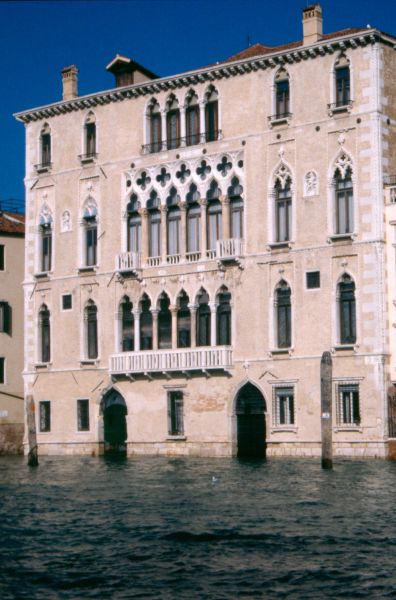 Palazzo Bernardo. Venecia (Italia).
Palabras clave: Palazzo Bernardo. Venecia (Italia).