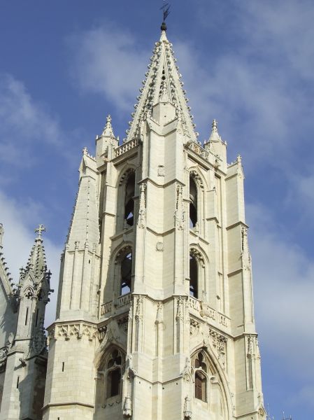 Catedral
Catedral de León. León.
Palabras clave: Catedral de León. León.