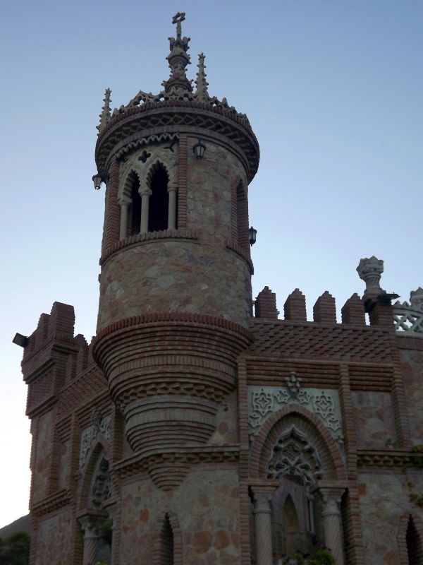 almena
Palabras clave: Benalmádena,Andalucía,castillo de Colomares