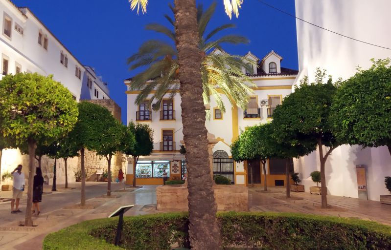 plaza
Palabras clave: Andalucía,Marbella,Casco antiguo