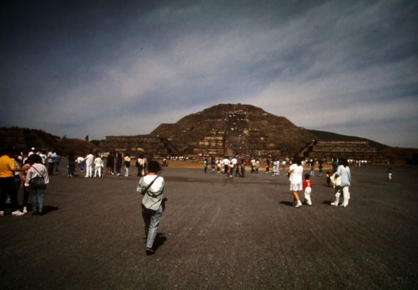 Pirámide del sol
Teotihuacan
Palabras clave: Méjico,Mexico,azteca