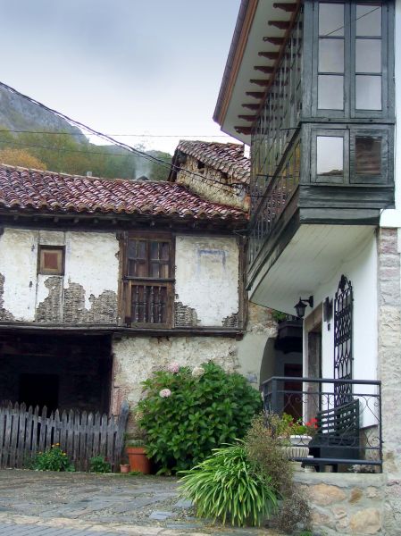 Asturias
Palabras clave: asturias, rural
