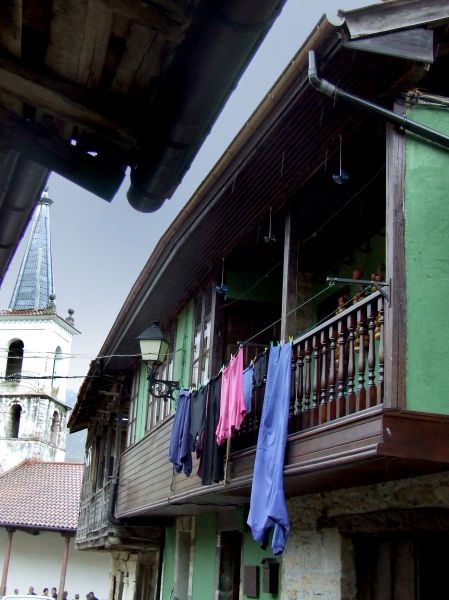Asturias
Palabras clave: asturias,  rural, balcón, ropa
