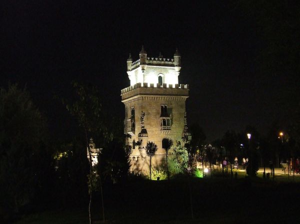 Parque Europa
Palabras clave: Parque Europa,  noche, portugal, castillo