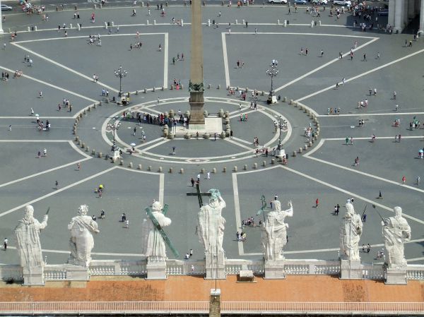 Plaza de San Pedro
Palabras clave: roma,italia,Europa,Vaticano,Bernini,estatuas